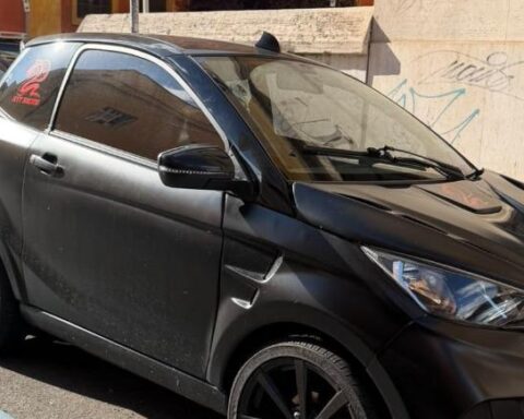 Aggressioni da minorenni in minicar a Roma: “Colpivamo a caso, non c'era un piano”