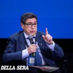 Aghion: «Il governo francese ha sottovalutato le legittime richieste degli studenti»