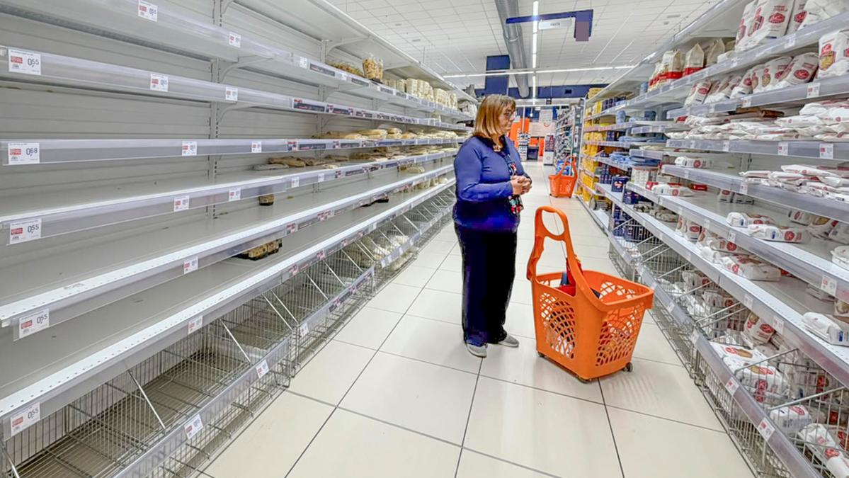 Aumento vertiginoso dei prezzi: pomodori e lattuga a 10 euro al chilo a Roma, impatti futuri attesi