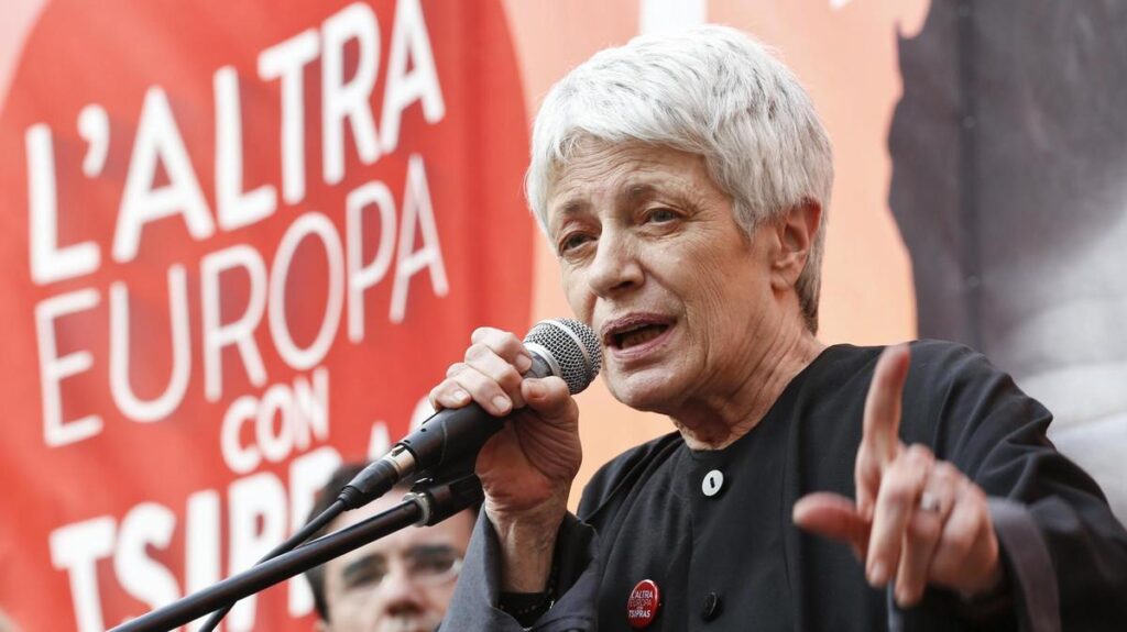 Barbara Spinelli, forte sostenitrice di un'Europa solidale, è morta a Roma a 80 anni