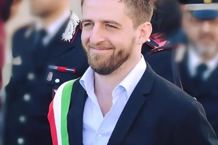 Blitz anti 'ndrangheta, arrestato il sindaco di Corigliano-Rossano Flavio Stasi e altri 16 indagati