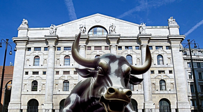 Borse europee in forte calo, spread Btp-Bund a 117, Milano -2,4%