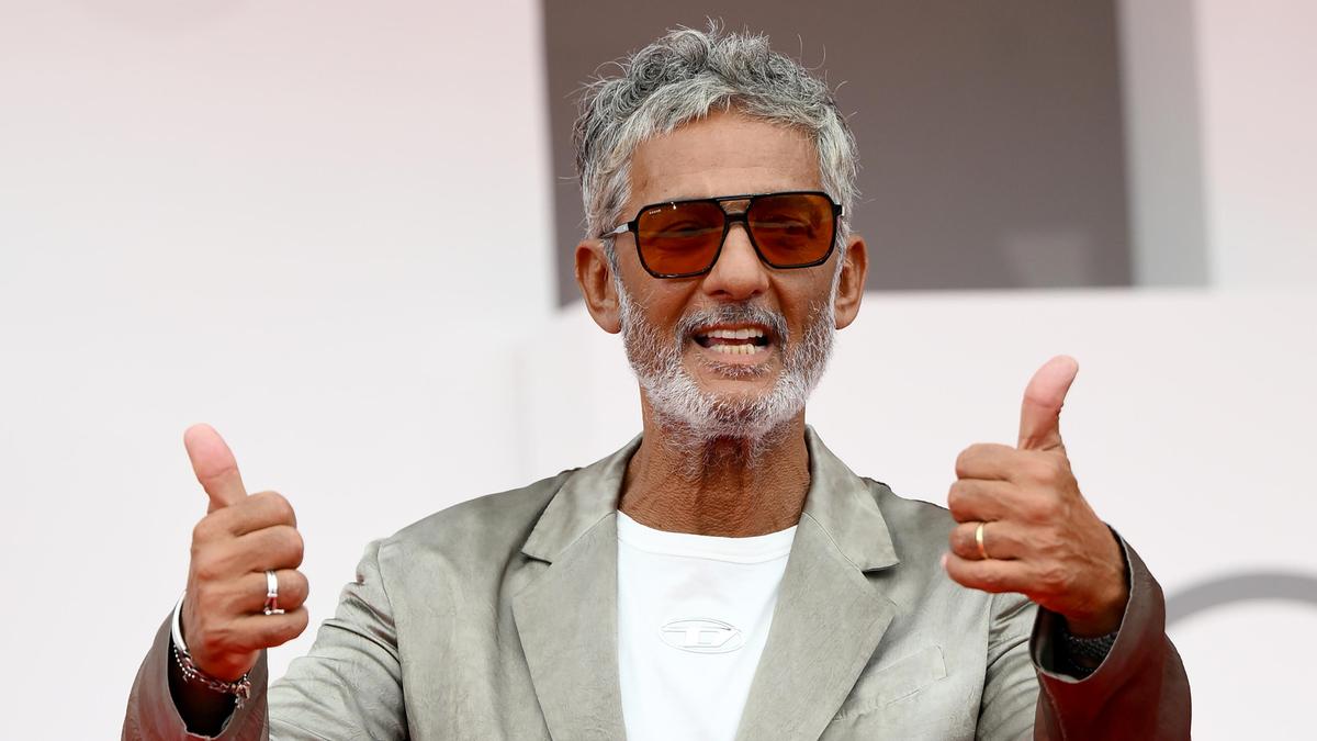 Caro vita e proteste al Sud, Fiorello: “Compro lattuga invece di oro”