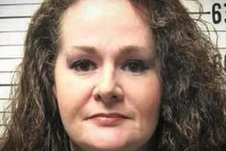 Christa Pike, unica donna condannata a morte in Tennessee, sopravvive all'esecuzione di due dosi letali