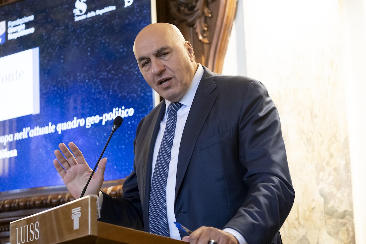 Cinquecento militari italiani in Arabia Saudita: dibattito acceso in Parlamento sulla missione operativa