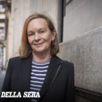 Clara Sánchez: «In Spagna la stanchezza cresce. Oltre alla casa, salute e scuola sono priorità»