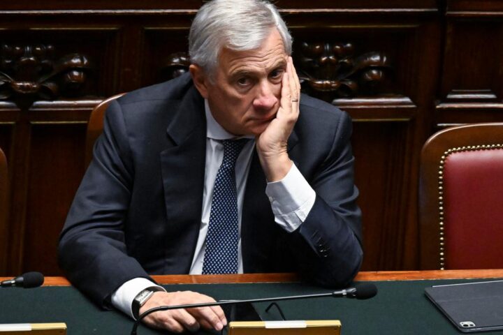 Coalizioni in difficoltà. Meloni sotto pressione dai vice, la sinistra divisa.