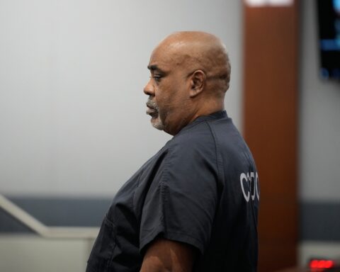 Condanna a 40 anni per Duane Davis, colpevole dell'omicidio di Tupac Shakur