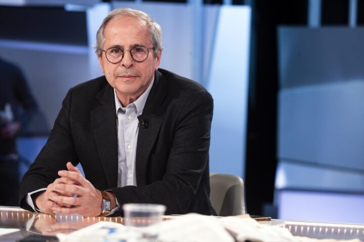 Crisanti lascia il Pd per supportare Rifondazione contro la nuova legge elettorale in scadenza
