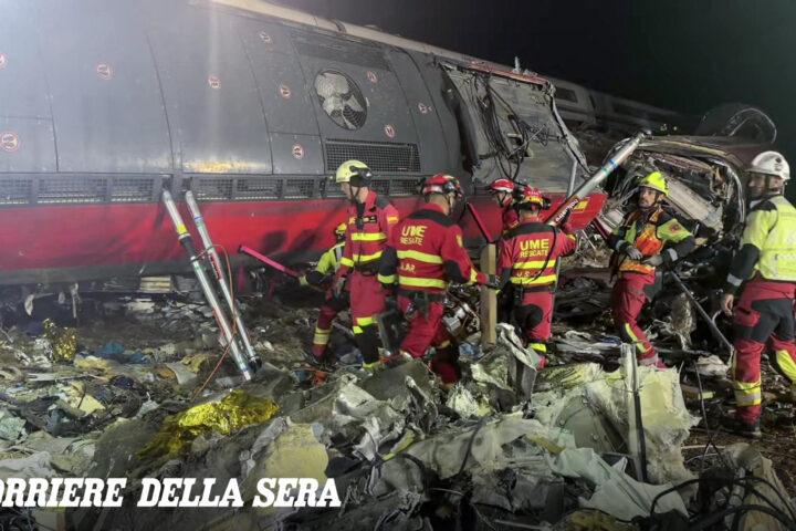 Disservizi comunicativi tra centrale e macchinisti causano scontro tra treni in Spagna