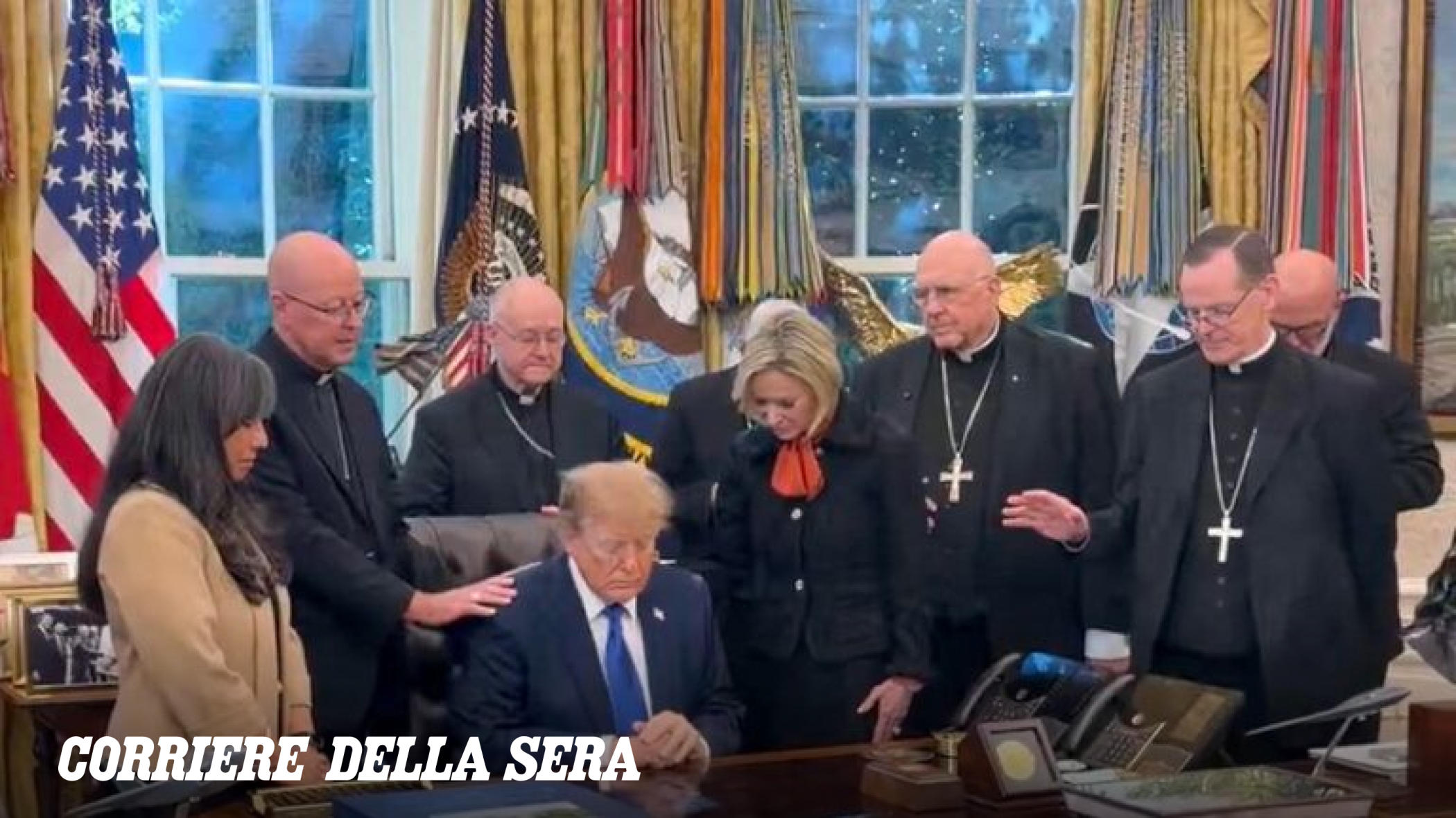 Donald Trump incontra dodici vescovi nello Studio Ovale, la Conferenza episcopale si dissocia