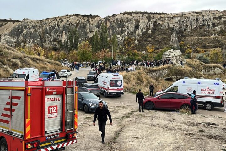 Due turisti morti e cinque feriti in Cappadocia per crollo di pinnacolo roccioso