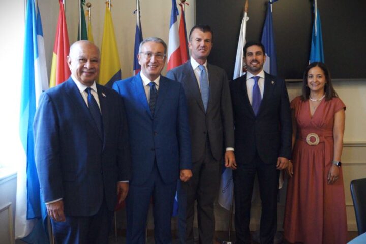 Esteban Moscoso Bohman eletto nuovo presidente dell'IILA, completata la presidenza con nuovi vice presidenti