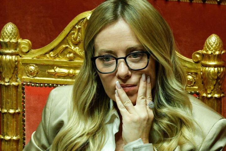 Fratelli d'Italia aumenta il distacco dal Partito Democratico, 59% degli italiani critica il governo Meloni