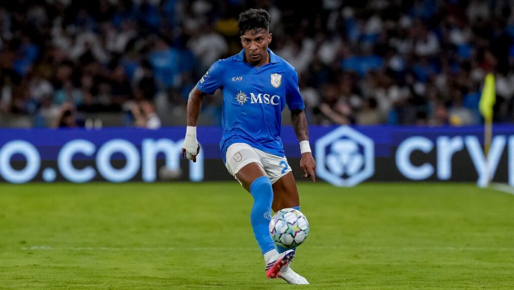 Furto a casa di Alisson Santos, calciatore del Napoli: rubati orologio Rolex e collana
