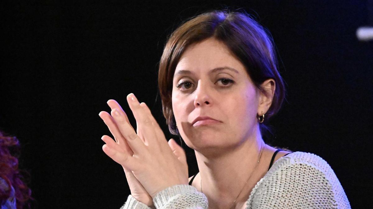 Gli avvocati di Ilaria Salis chiedono l'annullamento della sentenza che la obbliga a risarcire due ex collaboratori