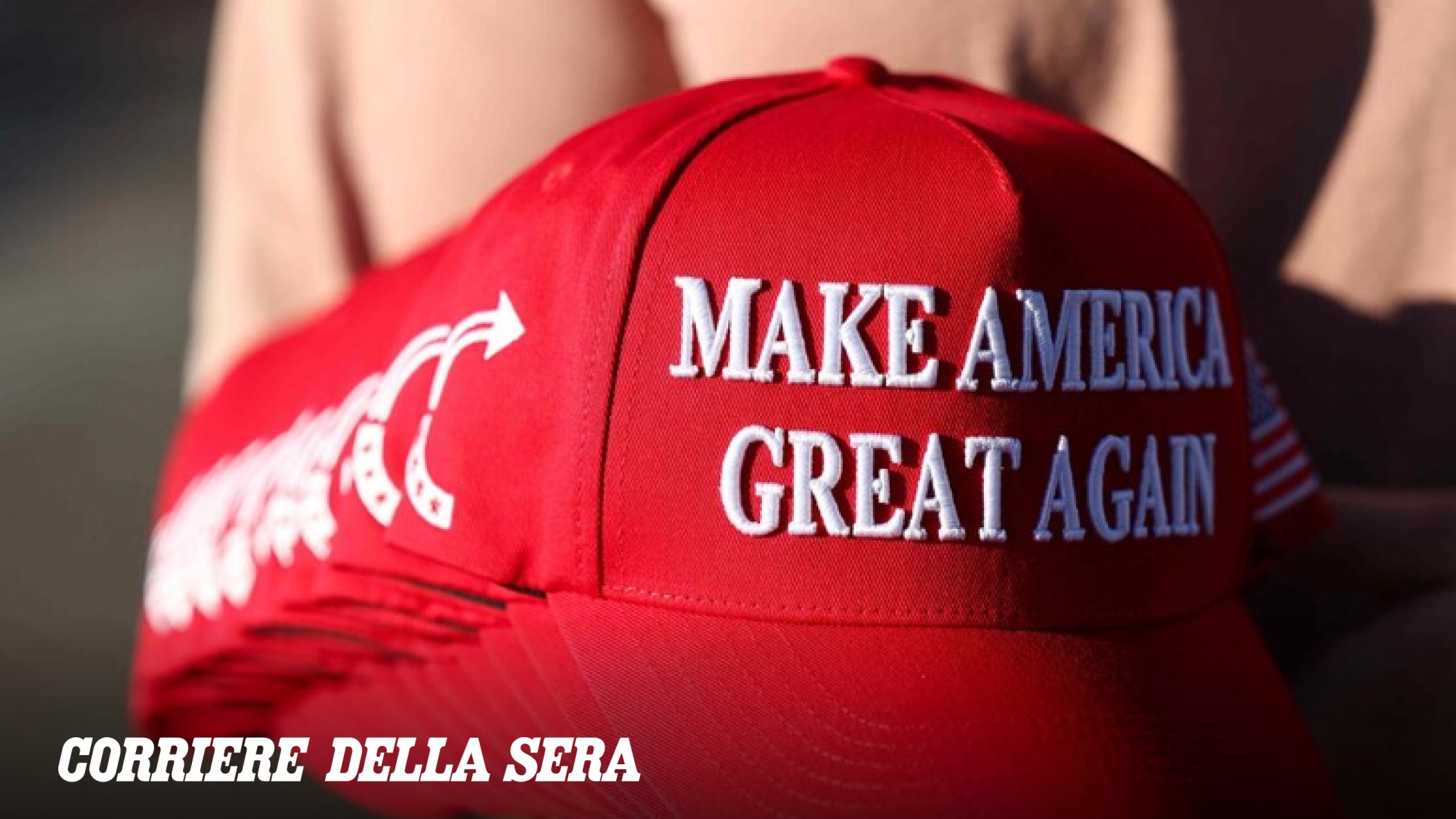 Gli Stati Uniti dopo Trump: analisi di Viviana Mazza e le riflessioni di Steve Bannon