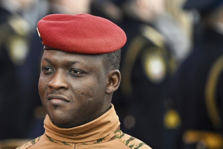 Il Burkina Faso reintroduce la pena di morte a distanza di cinque anni dalla sua abolizione