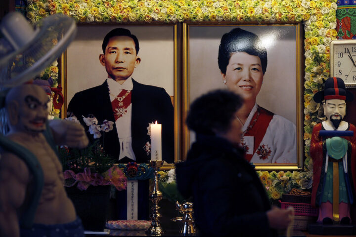 Il film su un vecchio complotto politico scuote la destra in Corea del Sud
