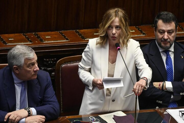 Il governo annuncia l'impiego di cinquecento soldati a Milano per contrastare i disordini