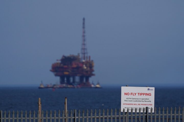 Il governo britannico approva l'estrazione di gas dal giacimento Jackdaw nel mare del Nord