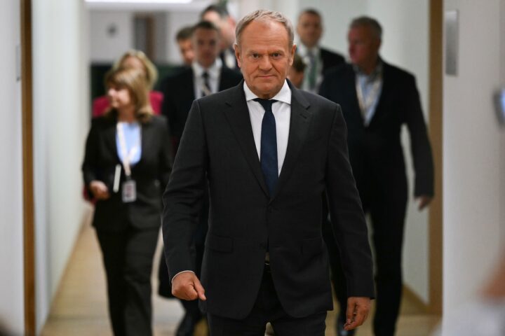 Il governo polacco approva leggi per estendere il diritto all’aborto, ma il veto del presidente è probabile