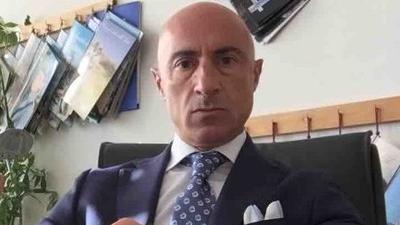 Il magistrato Di Cicco attacca Meloni: “Nana borgatara”. Replica: “Hackerato il mio profilo”