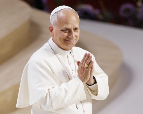 Il Papa chiama Putin per chiedere una tregua umanitaria a Oleshky, Ucraina