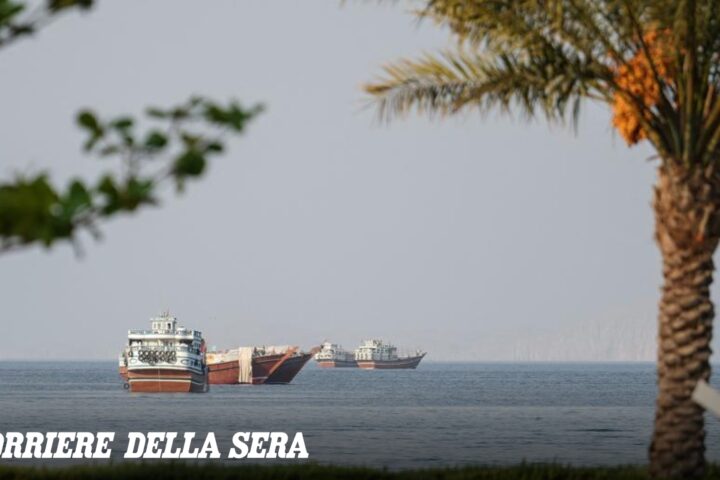 Il petrolio riprende a fluire nello stretto di Hormuz, sospetti su pedaggi imposti dall'Iran
