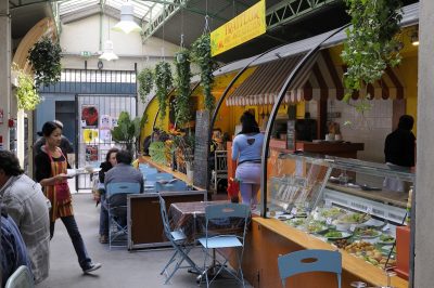 Incendio distrugge il Marché des Enfants Rouges, storico mercato parigino