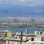 Incidente mortale al porto di Cagliari, autotrasportatore schiacciato da tubi durante lo scarico
