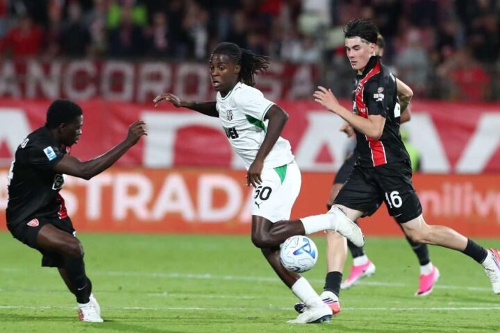 Juventus avvia contatti per Darryl Bakola del Sassuolo