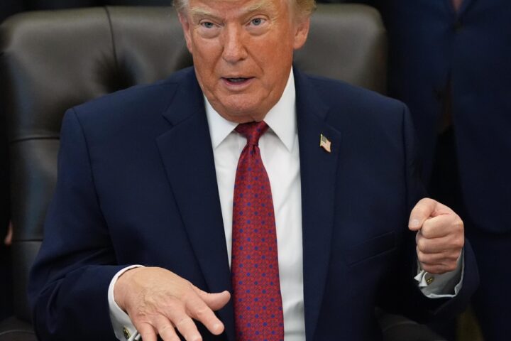 La Casa Bianca esclude di nuovo la Cnn dal press pool per il viaggio di Trump