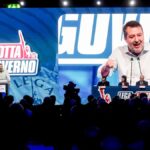 La Lega cambia simbolo: da "Salvini premier" a "Italia federale" al congresso di Milano
