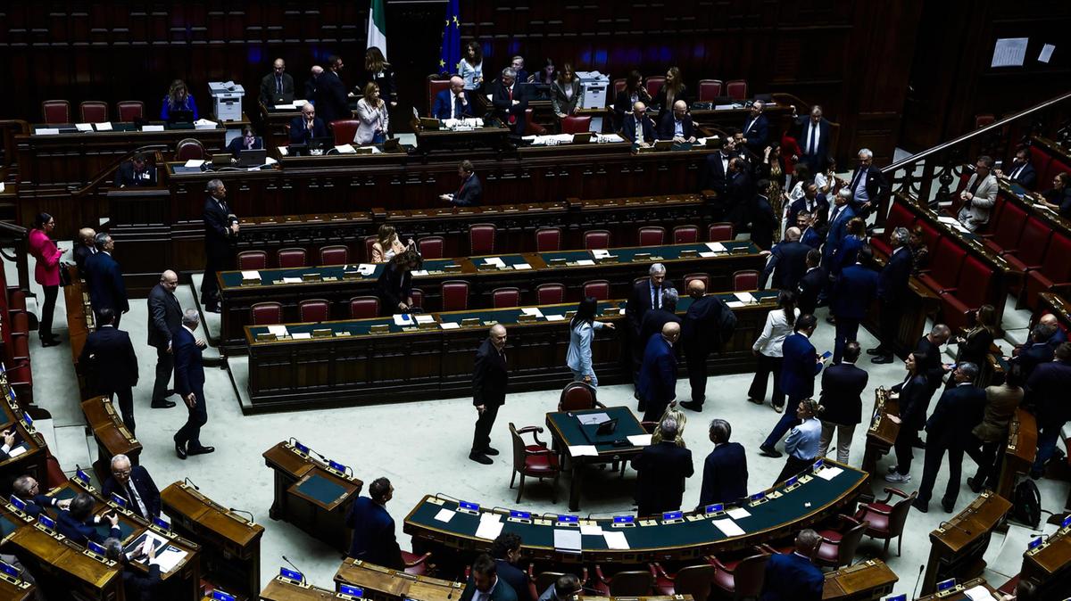 La legge elettorale in discussione tra rischi di crisi e attese della Corte Costituzionale