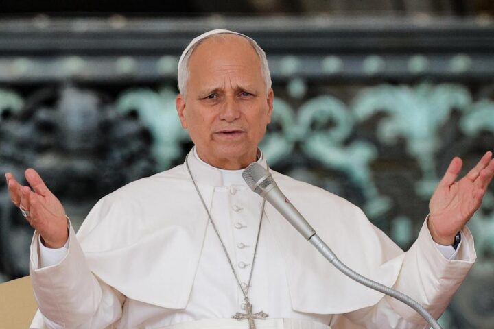 La malattia del Papa: un simbolo di speranza e forza in tempi turbolenti