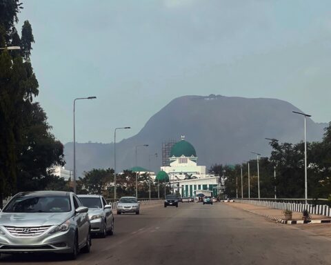La Nigeria riporta il primo caso di ebola dopo 12 anni, legato all'epidemia dalla Repubblica Democratica del Congo