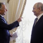 La Russia apre alla ripresa dei colloqui con l'Ucraina mediati dagli Stati Uniti a novembre negli Emirati Arabi Uniti