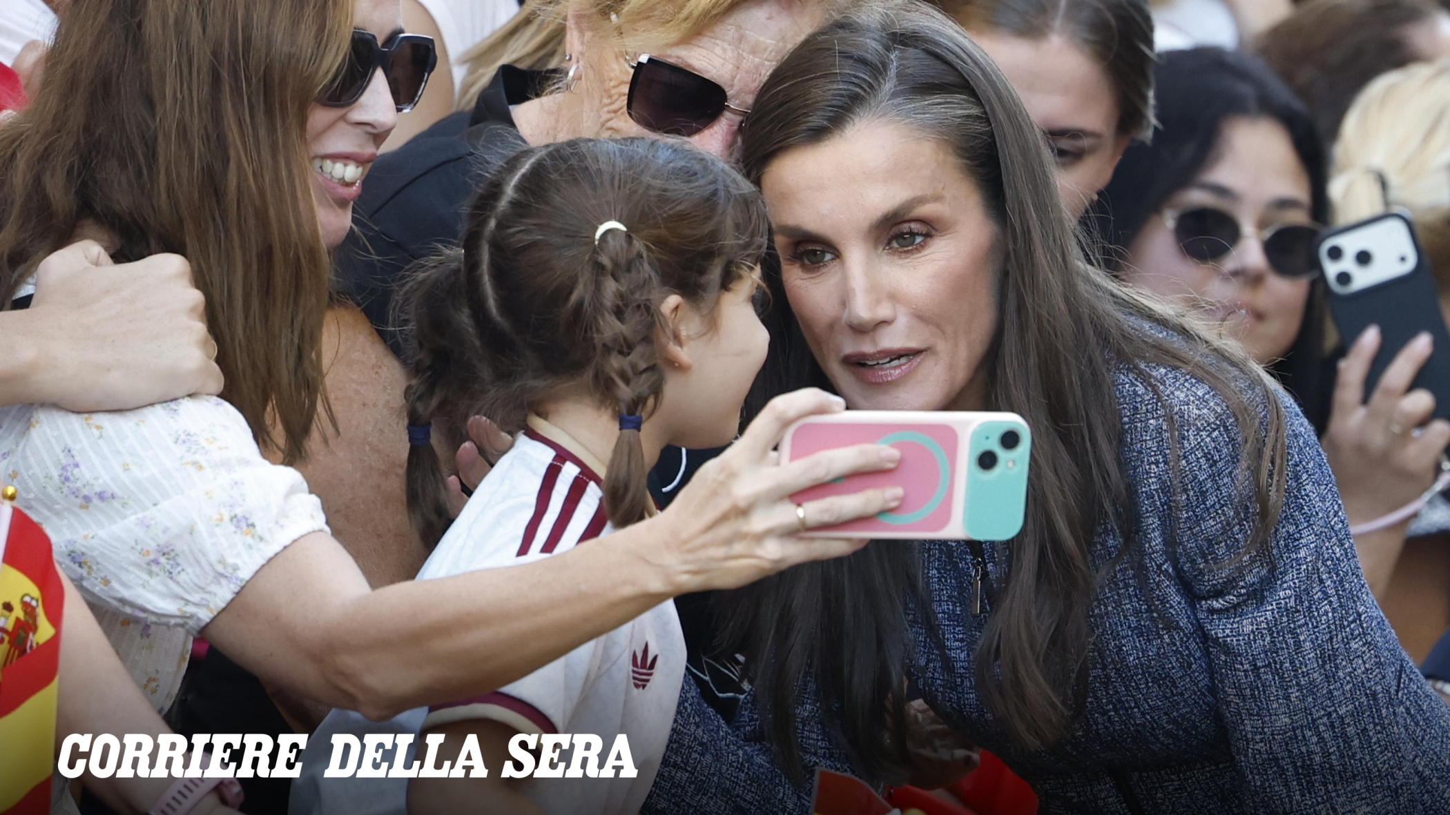 La visita storica dei reali di Spagna a Ceuta per affrontare la crisi migratoria