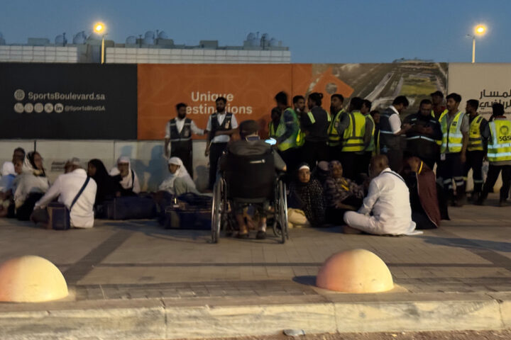 L'aeroporto di Riyad rimarrà chiuso fino a sabato per attacchi degli Houthi