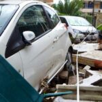 Maltempo al sud Italia: frane a Napoli, fango a Lipari e chiusure in Calabria