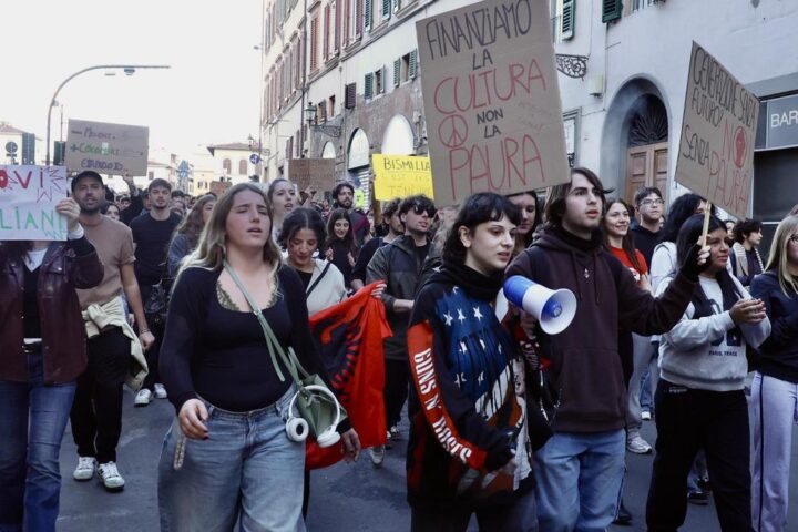 Manifestazione contro il carovita oggi, cortei in tutta Italia e allerta sicurezza