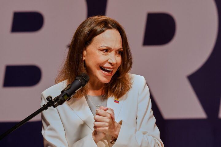 María Corina Machado annuncia elezioni presidenziali in Venezuela entro il 2027