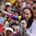 María Corina Machado torna in Venezuela dopo un anno di assenza per sfuggire al regime di Maduro