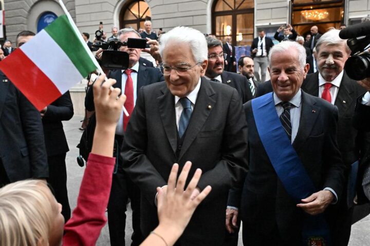 Mattarella e la violenza nelle piazze: “Non sottovalutate i ragazzi, affrontate il loro malessere”