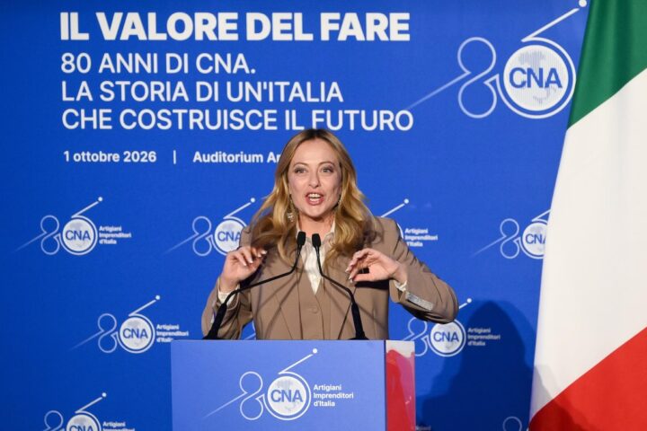 Meloni a von der Leyen: «Lettera inviata, l'Ue deve valutare l'impatto dell'inflazione»
