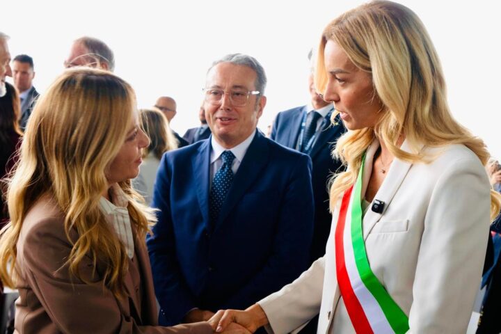 Meloni sorpresa per l'assenza di Salis al Salone Nautico di Genova