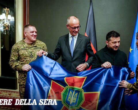 Merz visita Kiev e chiede a Putin di fermare la guerra