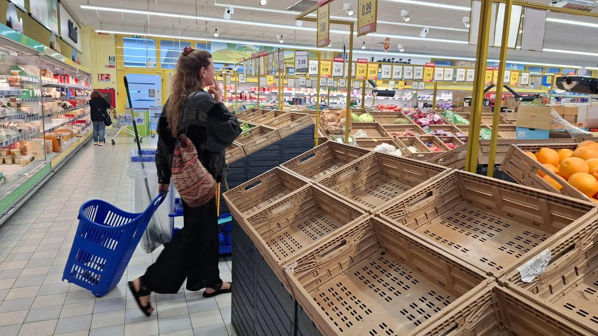Milano, l'inflazione colpisce i salari reali e mette a rischio i bonus