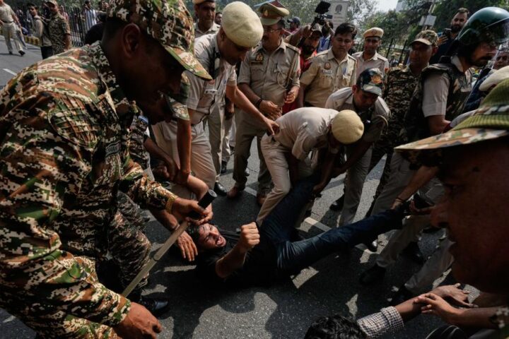 New Delhi attua misure di sicurezza straordinarie contro la Gen Z, arrestato il leader dei Cockroach